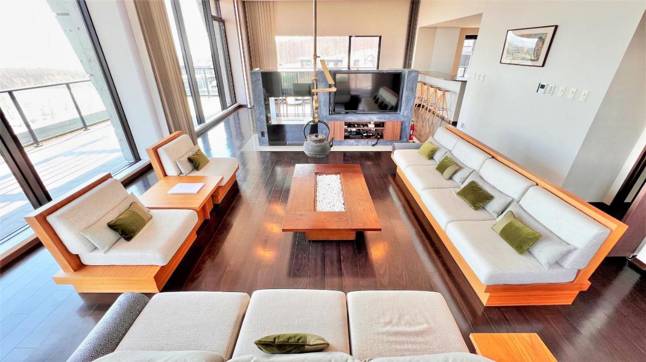 Miru Nozomi Views Aparthotel คุตชาน ภายนอก รูปภาพ
